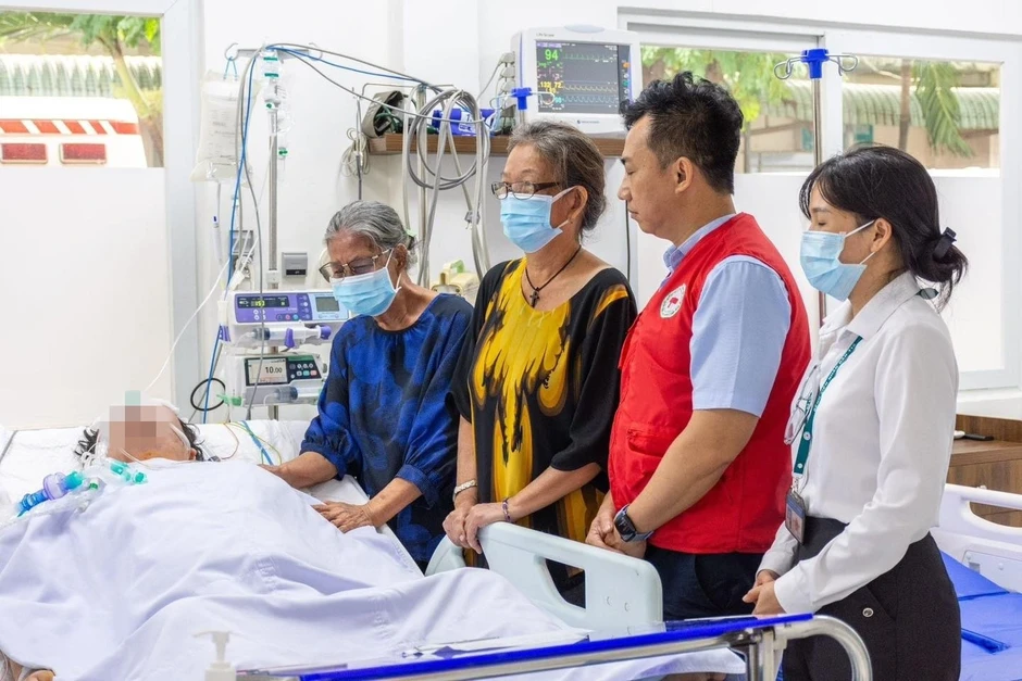 Quả tim, 2 thận của bệnh nhân chết não "hồi sinh" 3 người nguy kịch ở TPHCM Quả tim, 2 thận của bệnh nhân chết não "hồi sinh" 3 người nguy kịch ở TPHCM