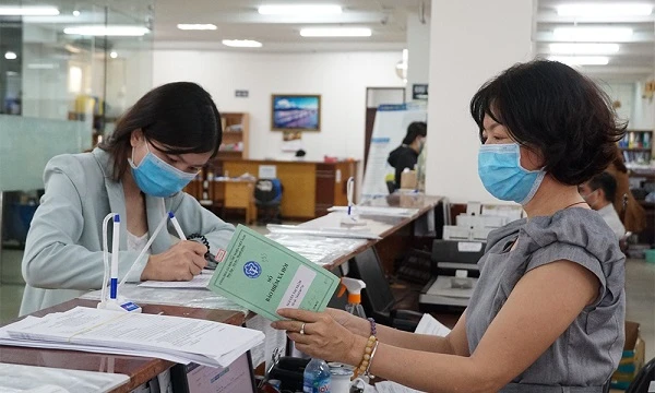 Quy định mới về rút BHXH một lần: Điều người ngoài 40 tuổi cần đặc biệt chú ý Quy định mới về rút BHXH một lần: Điều người ngoài 40 tuổi cần đặc biệt chú ý