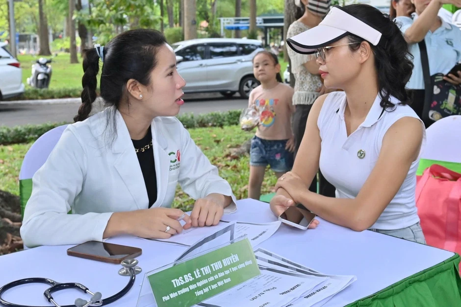 Quy tắc nghiêm ngặt Thứ trưởng Bộ Y tế luôn tuân thủ mỗi ngày để sống khỏe Quy tắc nghiêm ngặt Thứ trưởng Bộ Y tế luôn tuân thủ mỗi ngày để sống khỏe