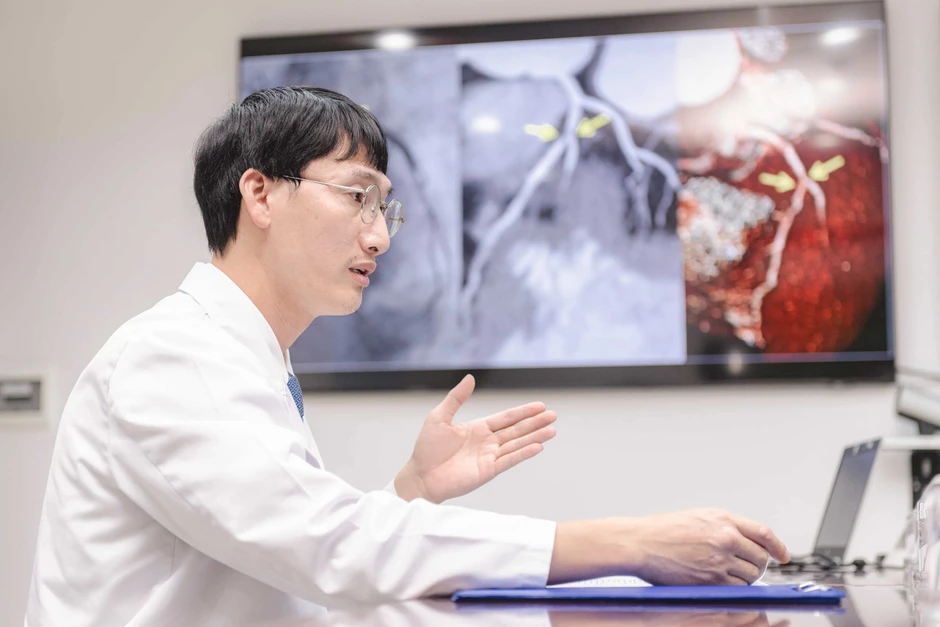 Quyết định đột phá trong phòng mổ, cứu bệnh nhân lóc tách động mạch chủ cận kề "cửa tử"