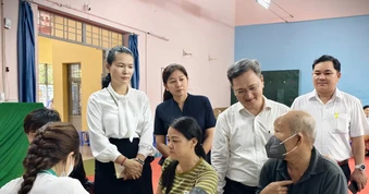 Quyết liệt đẩy nhanh tiến độ khám sức khỏe định kỳ cho người dân