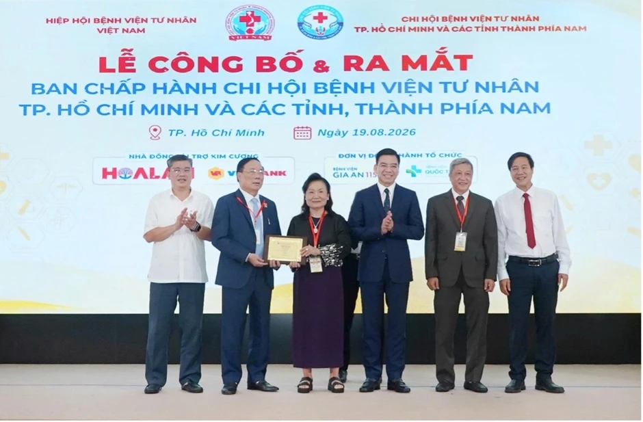 Ra mắt Chi hội Bệnh viện tư nhân TPHCM và các tỉnh thành phía Nam