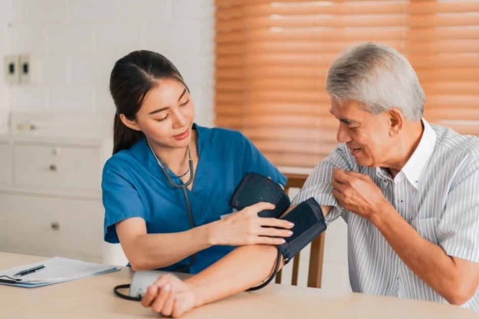 Rào cản trong triển khai tiêm chủng cho người lớn - Báo TinVina Rào cản trong triển khai tiêm chủng cho người lớn - Báo TinVina
