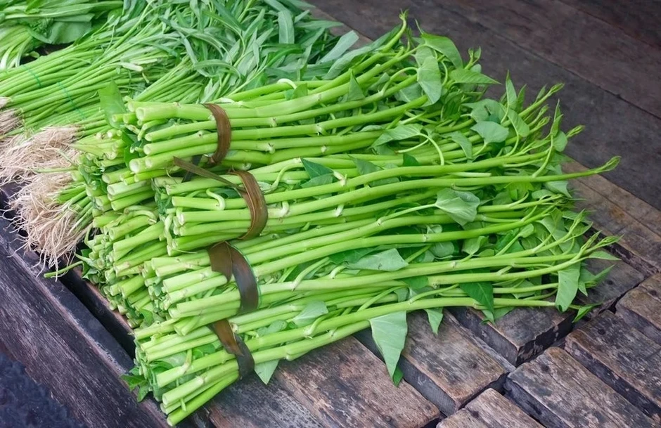 Rau muống ngon bổ đến mấy cũng không nên ăn cùng 2 món này Rau muống ngon bổ đến mấy cũng không nên ăn cùng 2 món này