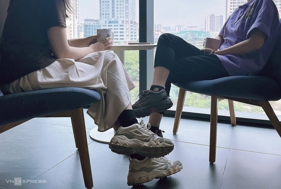 Rung chân liên tục có phải bệnh? Rung chân liên tục có phải bệnh?