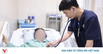Sai lầm tại nhà khi cụ bà bị đột quỵ, nguy cơ liệt suốt đời