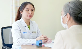 Sai lầm thường gặp khi điều trị viêm khớp - Báo TinVina
