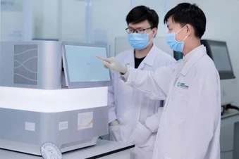 Sàng lọc người lành mang gen bệnh: Chìa khóa giảm gánh nặng bệnh di truyền trong kỷ nguyên y học chính xác