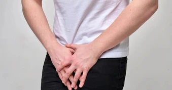Sau tiếng “rắc” khi quan hệ, người đàn ông phải cấp cứu trong đêm