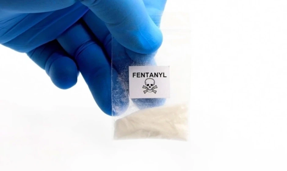 Siết lưu hành thuốc chứa fentanyl bởi nguy cơ bị biến thành ma túy Siết lưu hành thuốc chứa fentanyl bởi nguy cơ bị biến thành ma túy