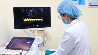 Sinh thiết gai nhau phát hiện thai nhi bất thường nhiễm sắc thể - Báo TinVina