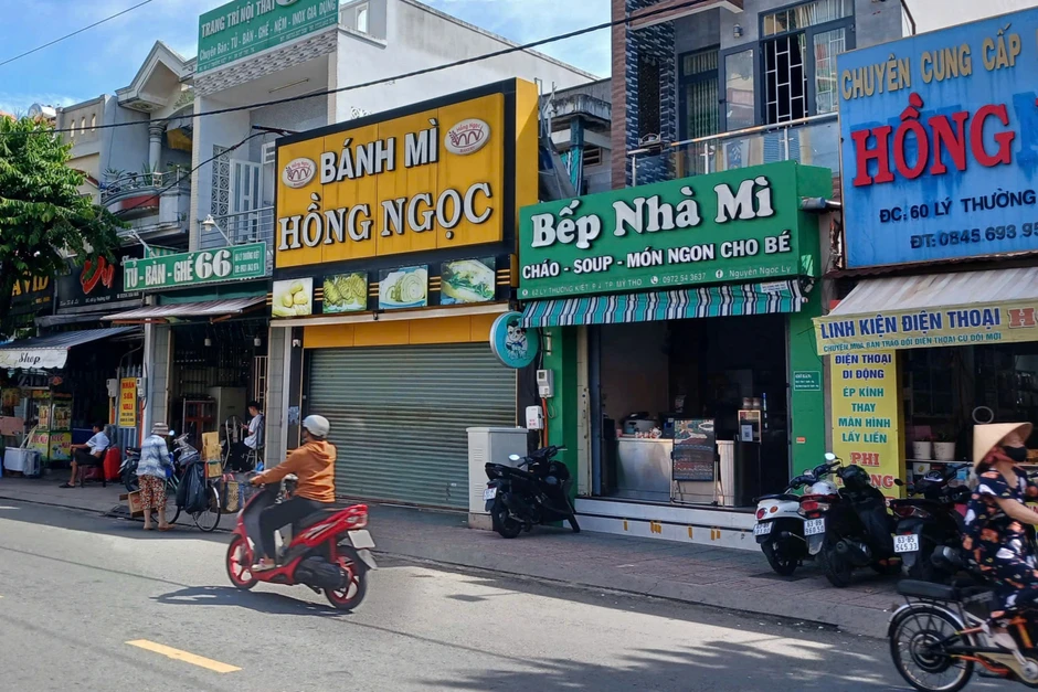 Số ca nghi ngộ độc sau ăn bánh mì Hồng Ngọc tăng lên 218 Số ca nghi ngộ độc sau ăn bánh mì Hồng Ngọc tăng lên 218