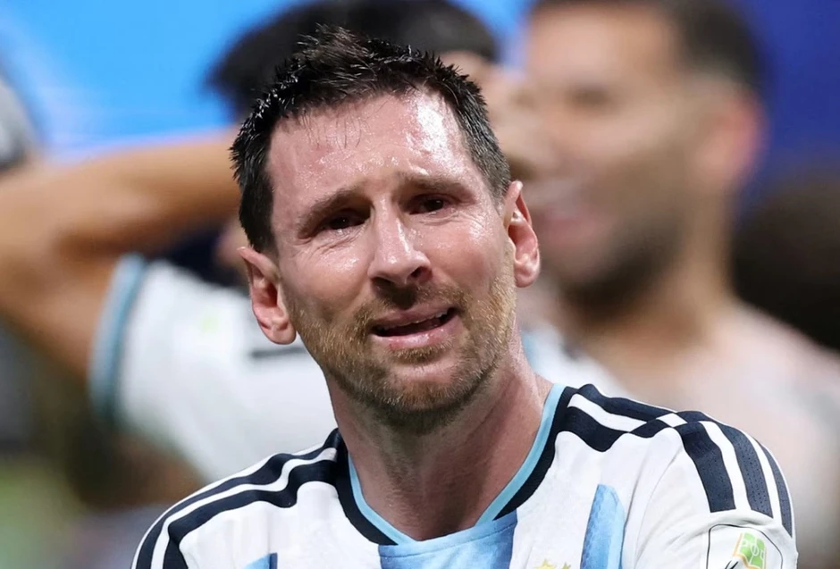 Sở thích ăn pizza từng suýt hủy hoại sự nghiệp của Messi