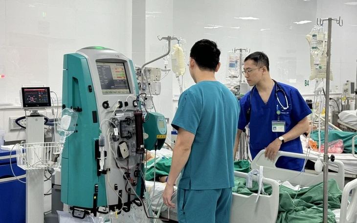 Sốc phản vệ sau khi ăn ốc, thai phụ 39 tuần phải mổ khẩn cấp để cứu con Sốc phản vệ sau khi ăn ốc, thai phụ 39 tuần phải mổ khẩn cấp để cứu con