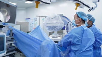 Sỏi bít tắc niệu quản gây suy thận cấp - Báo TinVina