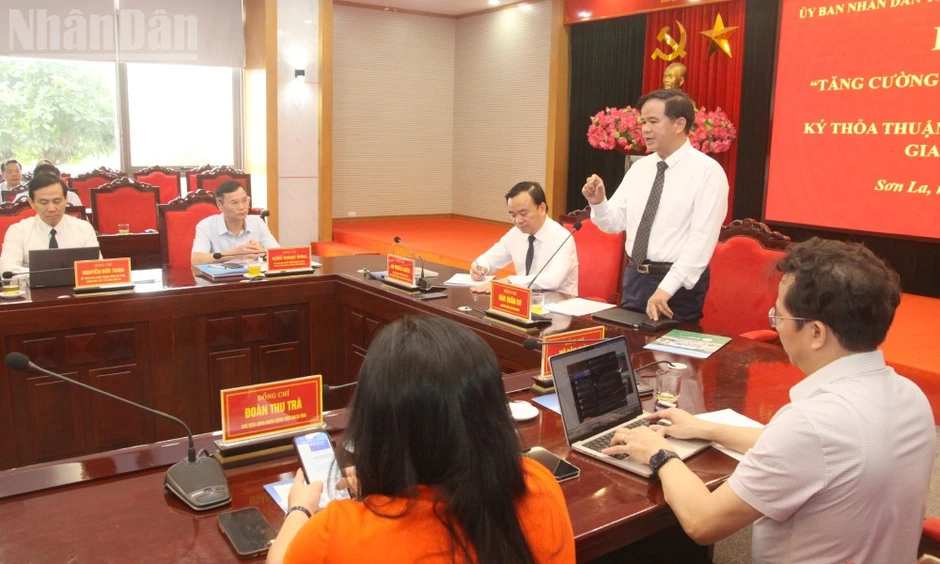 Sơn La ký kết hợp tác toàn diện với Bệnh viện Bạch Mai Sơn La ký kết hợp tác toàn diện với Bệnh viện Bạch Mai