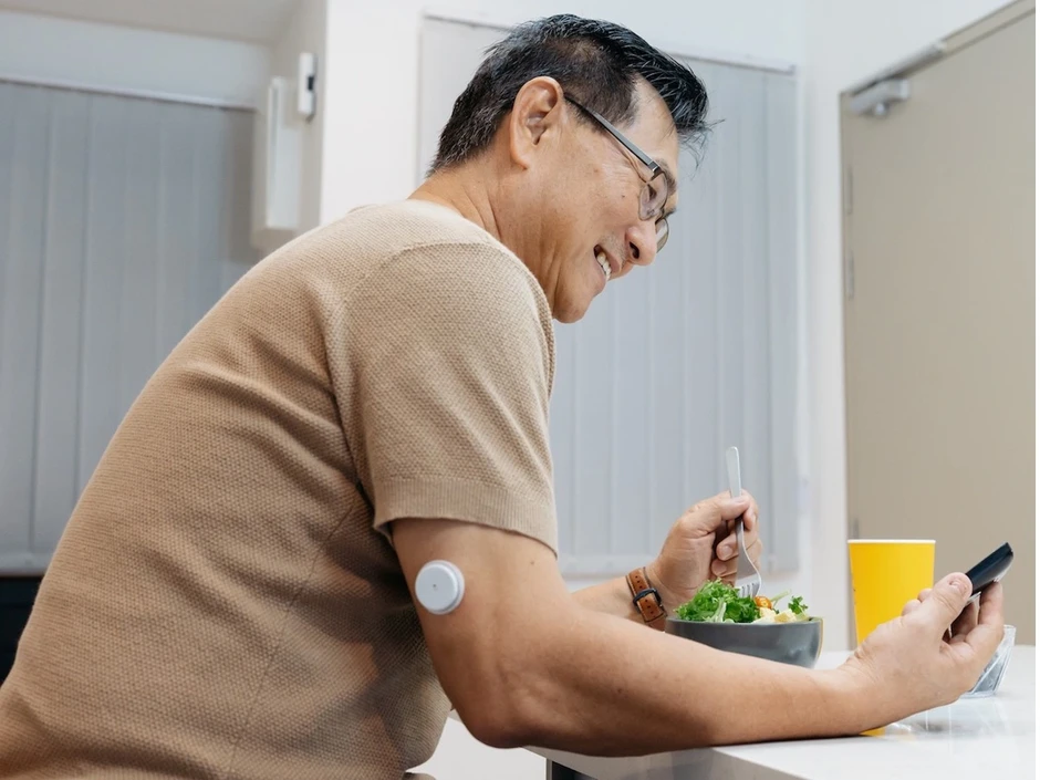 Sống chủ động cùng đái tháo đường nhờ cảm biến đo đường huyết liên tục chuẩn iCGM từ Abbott Sống chủ động cùng đái tháo đường nhờ cảm biến đo đường huyết liên tục chuẩn iCGM từ Abbott