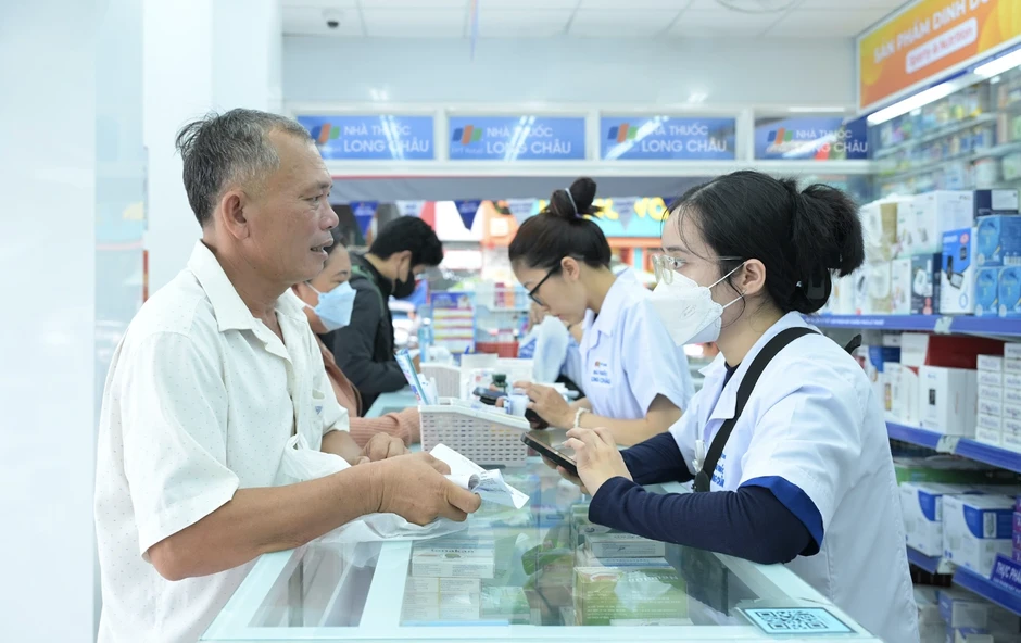 Sốt xuất huyết ở TPHCM tăng cao, dược sĩ lưu ý khi tự dùng thuốc Sốt xuất huyết ở TPHCM tăng cao, dược sĩ lưu ý khi tự dùng thuốc
