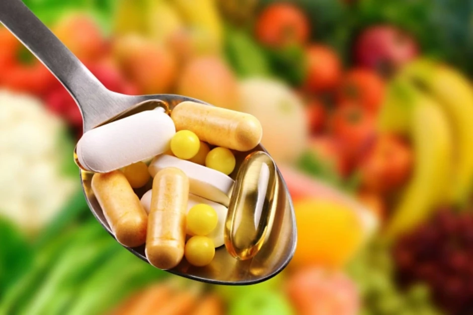 Suy thận trở nặng sau khi bỏ thuốc để uống vitamin, dầu cá Suy thận trở nặng sau khi bỏ thuốc để uống vitamin, dầu cá