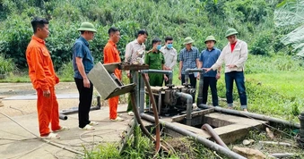 Tai nạn 7 người thương vong tại trang trại lợn: Đưa 2 nạn nhân tới Bạch Mai