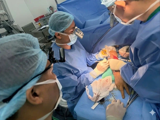 Tái tạo thành công dương vật cho người đàn ông bị bỏng điện cao thế