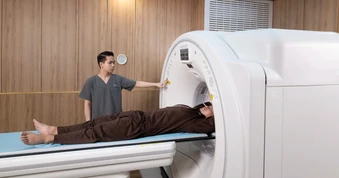 Tầm soát sức khỏe: Khoản đầu tư nhỏ để tránh cú sốc tài chính lớn