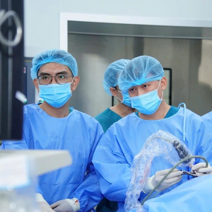 Tán sỏi qua đường hầm nhỏ dưới da giúp hồi phục nhanh Tán sỏi qua đường hầm nhỏ dưới da giúp hồi phục nhanh