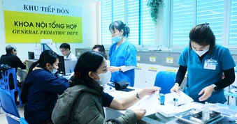 Tăng phụ cấp cho nhân viên y tế từ 2026: Những tiếng thở dài đã được lắng nghe!