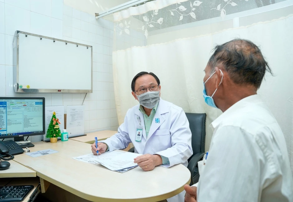 Táo bón ở người cao tuổi: vì sao cần xử trí đúng cách? Táo bón ở người cao tuổi: vì sao cần xử trí đúng cách?