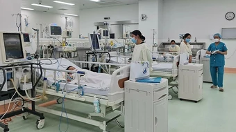 Tay chân miệng có thể trở nặng trong vài giờ - Báo TinVina
