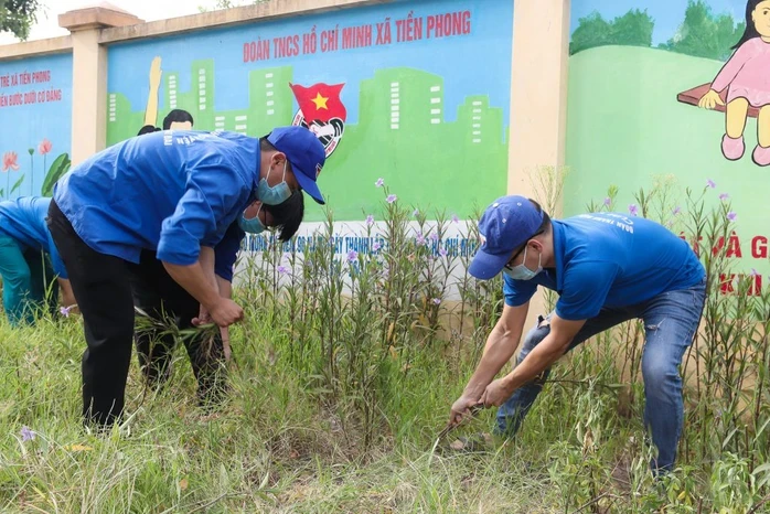 Tay chân miệng, sốt xuất huyết cùng tăng, Bộ Y tế cảnh báo gì? Tay chân miệng, sốt xuất huyết cùng tăng, Bộ Y tế cảnh báo gì?