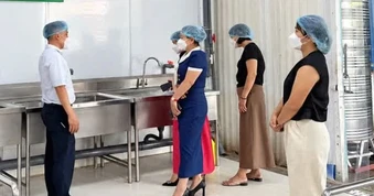Thái Nguyên: Hàng chục học sinh nghi bị ngộ độc thực phẩm