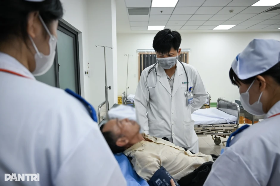 Thêm một bệnh viện tuyến cuối ở TPHCM sắp thoát cảnh "quá tải nghiêm trọng" Thêm một bệnh viện tuyến cuối ở TPHCM sắp thoát cảnh "quá tải nghiêm trọng"