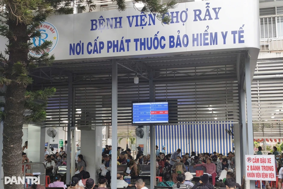 Thêm nhiều bệnh viện phạt tiền, cấm Công ty dược Phúc Thiện đấu thầu 3 năm Thêm nhiều bệnh viện phạt tiền, cấm Công ty dược Phúc Thiện đấu thầu 3 năm