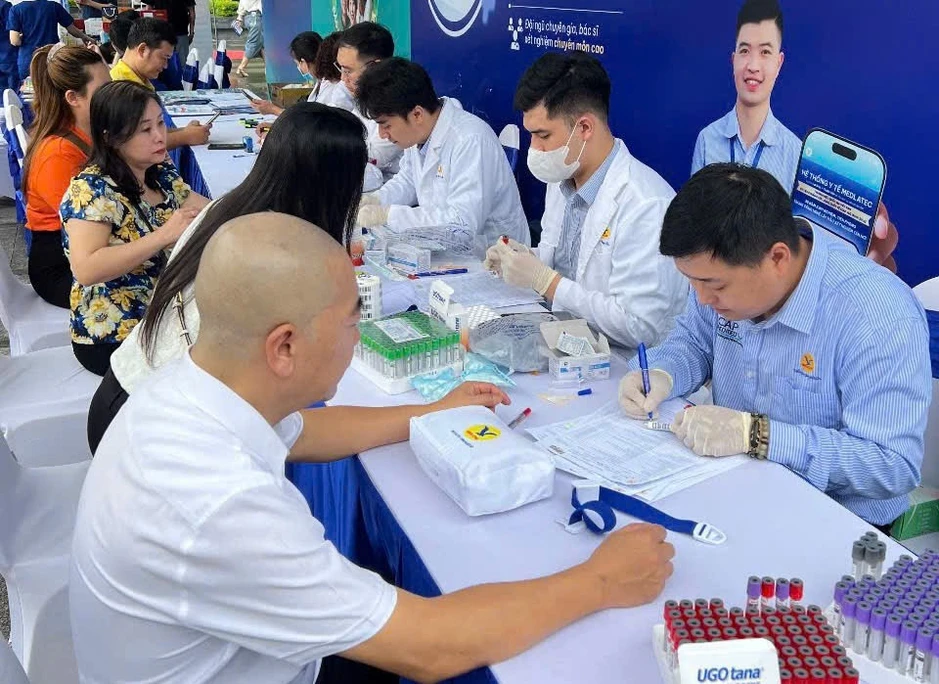 Thêm nhiều hình thức chăm lo sức khỏe người lao động Thêm nhiều hình thức chăm lo sức khỏe người lao động