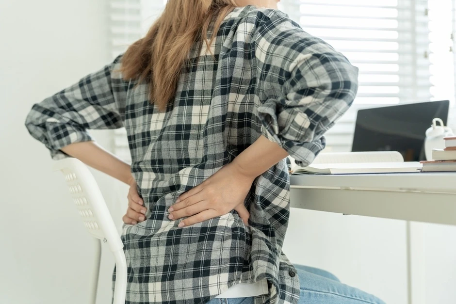 Thói quen tưởng vô hại khiến nhiều người trẻ thoái hóa khớp gối sớm Thói quen tưởng vô hại khiến nhiều người trẻ thoái hóa khớp gối sớm