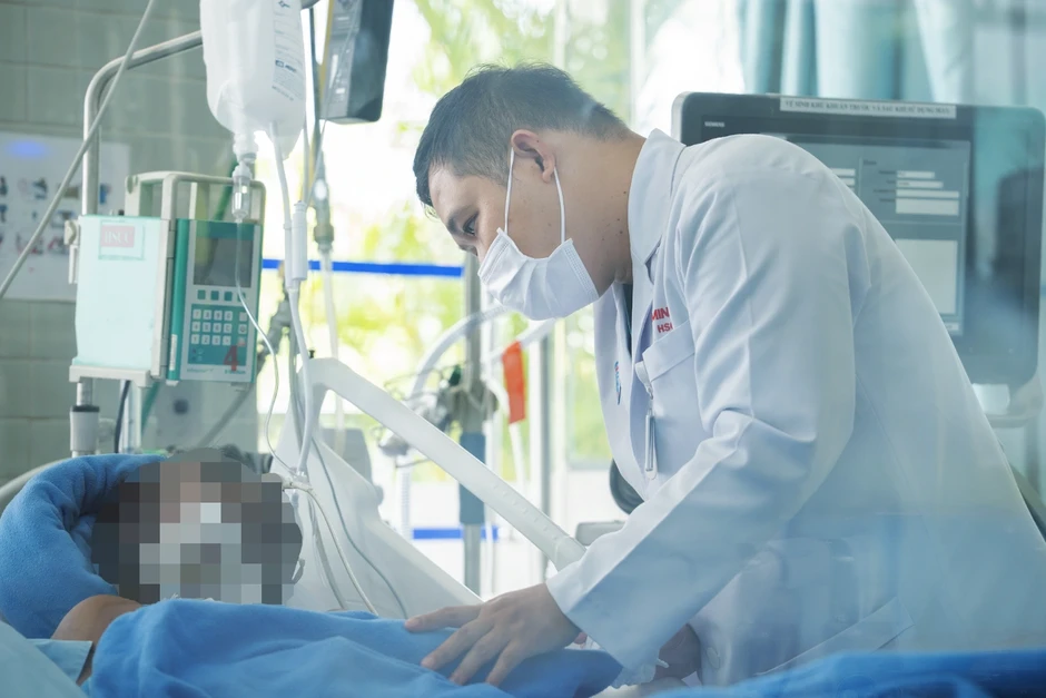 Thông tin mới nhất về nạn nhân còn lại trong vụ lật ca nô ở Phú Quốc Thông tin mới nhất về nạn nhân còn lại trong vụ lật ca nô ở Phú Quốc