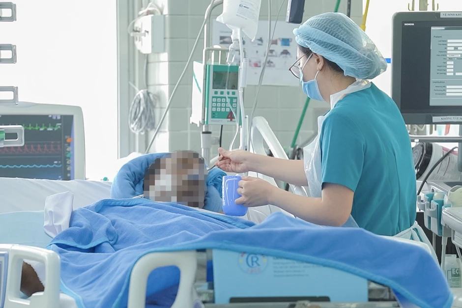 Thông tin mới nhất về nạn nhân còn lại trong vụ lật ca nô ở Phú Quốc Thông tin mới nhất về nạn nhân còn lại trong vụ lật ca nô ở Phú Quốc