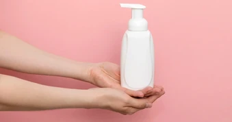 Thu hồi lô dung dịch vệ sinh phụ nữ Coop Select bán tại siêu thị