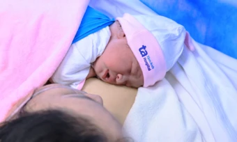 Thụ tinh ống nghiệm có con sau 7 năm sống xa nhau - Báo TinVina
