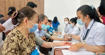 Thứ trưởng Bộ Y tế: Trạm y tế cần trở thành đơn vị sự nghiệp y tế hoàn chỉnh