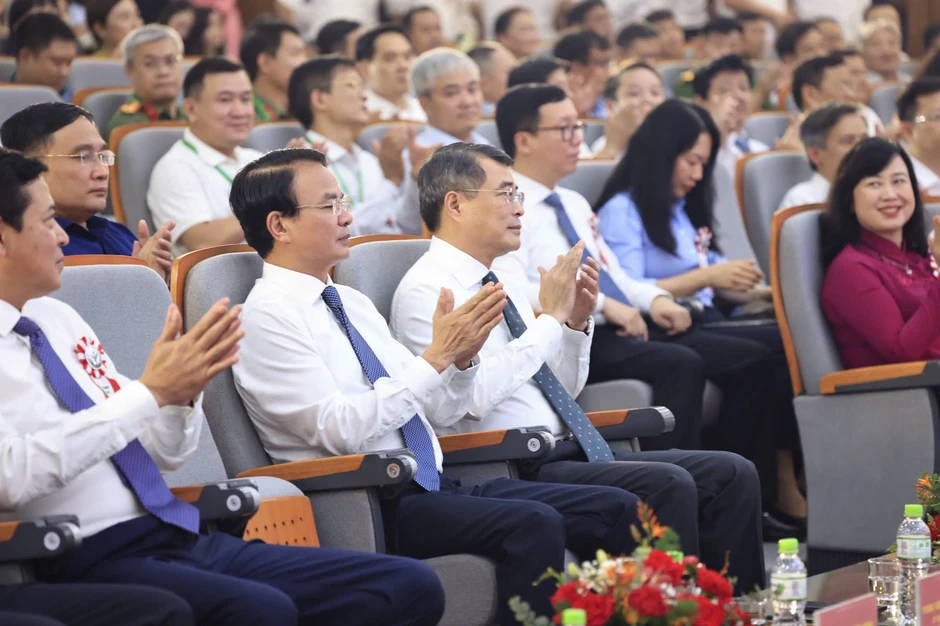 Thủ tướng đề nghị BV Việt Đức và Bạch Mai cơ sở Ninh Bình chú trọng chất lượng chuyên môn, nâng cao y đức Thủ tướng đề nghị BV Việt Đức và Bạch Mai cơ sở Ninh Bình chú trọng chất lượng chuyên môn, nâng cao y đức