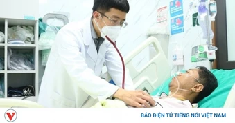 Thức đến 3-4h sáng, nam thanh niên 25 tuổi đột quỵ