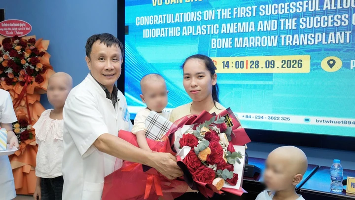 Thực hiện thành công ca ghép tuỷ từ người hiến nhỏ nhất Việt Nam Thực hiện thành công ca ghép tuỷ từ người hiến nhỏ nhất Việt Nam