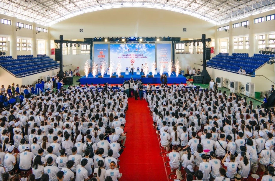 Thuốc lá điện tử khoác lớp vỏ hiện đại để nhắm vào người trẻ