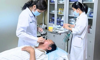 Tiêm botox có giúp giảm đau đầu mạn tính? - Báo TinVina
