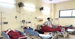 Tiếp nhận cấp cứu, điều trị hàng chục người nghi ngộ độc thực phẩm tại Huế