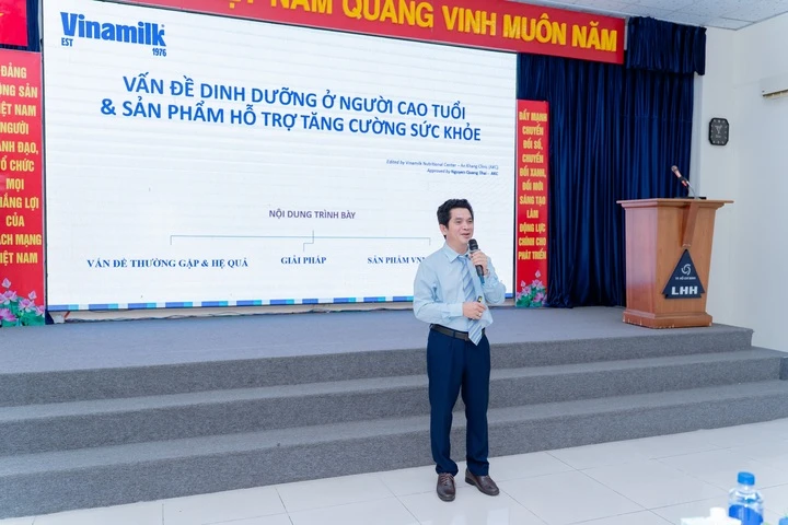 Tìm giải pháp khoa học chăm sóc sức khỏe và dinh dưỡng 'lứa tuổi vàng' Tìm giải pháp khoa học chăm sóc sức khỏe và dinh dưỡng 'lứa tuổi vàng'