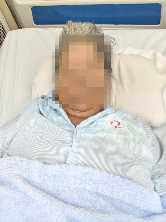 Tìm thân nhân một phụ nữ bị ngất xỉu được người đi đường đưa vào bệnh viện cấp cứu