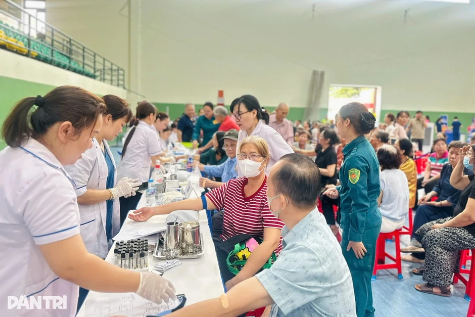Tin vui cho người dân yếu thế không thể đi lại ở TPHCM Tin vui cho người dân yếu thế không thể đi lại ở TPHCM